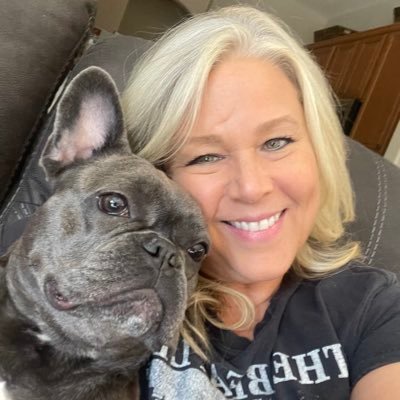 Damienne_Black's profile picture. Mom + Mimi. Jesus follower. Co-founder of XPS—disrupting markets. Coffee, please! 💃🏼