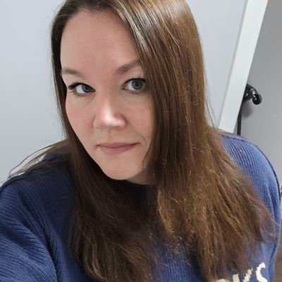 jenisemarie's profile picture. Hockey Mom, Figure Skating mom, photographer, weather nerd, West Coast Girl with Cajun roots