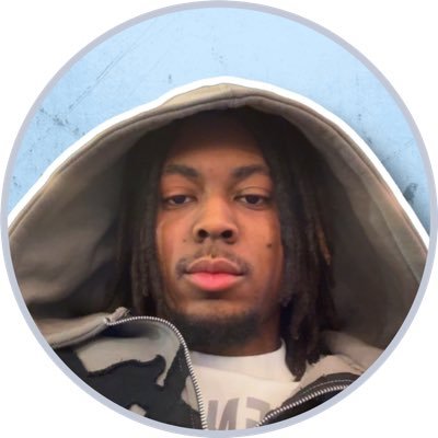 iconicvic2's profile picture. 