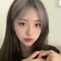 林允兒 (@lisa92727330279) 's Twitter Profile
