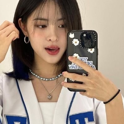 cabscino's profile picture. mahasiswa akhir yang sedang stress, hiburanku cuma #minno #markno #jaejeno || femsub (19) :3