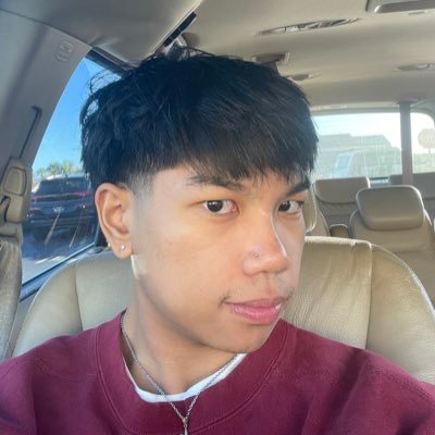 alvarxz's profile picture. USMC