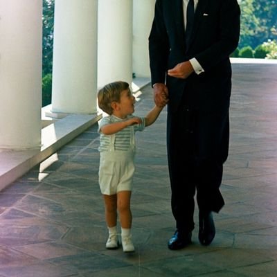 JohnFKenne6055's profile picture. 