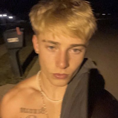 DelacruzAs58523's profile picture. Why pencil? Because you can erase it. Again, and over agai