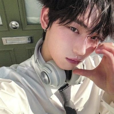 ⠀⌗ shout out & blind enthusiastic 💭
⠀⠀ ★ enhypen 🏟️ 14/05/22 - 08/04/23 - 22/07/23 - 12/10/24 - 28/08/25 wtl ♡