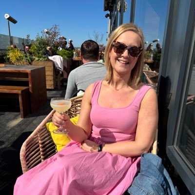 Midwife | MSc @qubelfast | Former Chartered Accountant | wife & mum of 2 | Alumnus of @150Leaders @CharteredAccIrl @univofstandrews 🎓Views my own