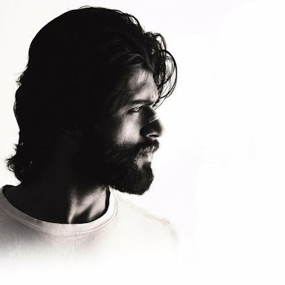 uppad53829's profile picture. 