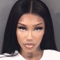 $ (@llavrz) 's Twitter Profile