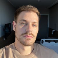 julin (@juliocmelotti) 's Twitter Profile