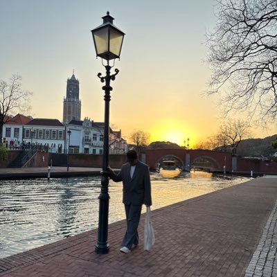 karlonikolai's profile picture. Medyo Contagious, Laging Ghosted. Major Major Umaasa, Never Pumapasa. FUNNY pero never YNNUF. 🤡