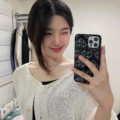 melonamelodies's profile picture. ; studyacc | soon to be medical stud 🩺✨️