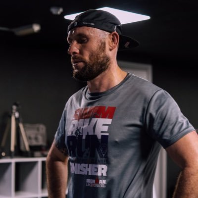 Stoic Man Forged by Combat 🗡️ 👊🏻 | Sports Osteopath | Talk Men’s Health & Performance | 🇬🇧 🇮🇪