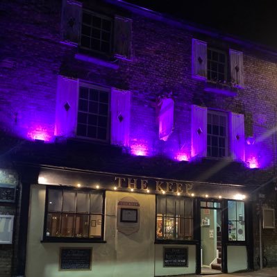 Friendly, traditional pub in Castle Street, Guildford! 29/30 Castle St, Guildford, 01483 976625