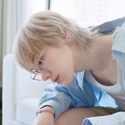 ks_aom108's profile picture. Ten 🐱,💜 10vely, Winter 💜🩵 aespa