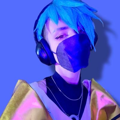 kuuroyume's profile picture. he/him || student based in germany || multifandom/bl/v系 enjoyer || LoL obsessed || occasionally an artist || cosplayer
