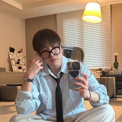 aqueous_4's profile picture. WINNER◇•TREASURE♡