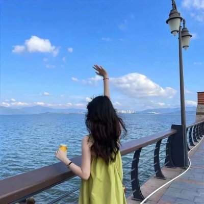 I am an open minded girl who loves to travel. Always ready for adventure and finding beauty in unexpected situations🌍🤞