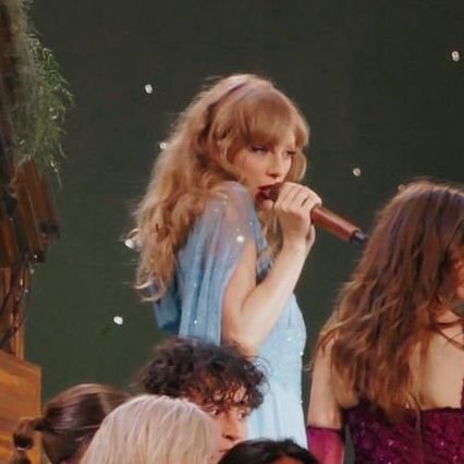 jooowho's profile picture. a certified swiftie according to spotify