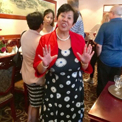 Hai, terima kasih sudah mengikuti, saya bahkan tidak tahu harus twitter apa, tetapi semoga dunia damai