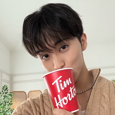 mark lee u’re an important existence for me😔🫶🏿🫵🏿