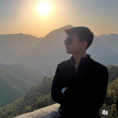 0xayushh's profile picture. Minting Content🌶️ Building @syncialxyz | @Stogramhq Marketing @RWA_Inc_ prev @0xPolygon @MTP_network