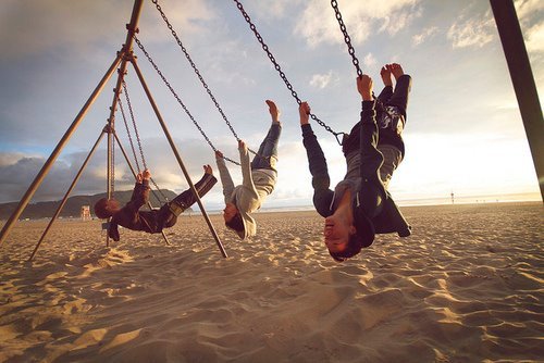 Bienvenidos al Twitter Oficial Actitud de Adolescentes .