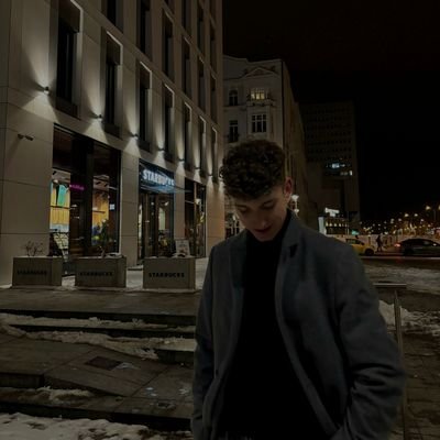 |Niech prawo zawsze prawo znaczy,
A sprawiedliwość – sprawiedliwość…|
Julian Tuwim