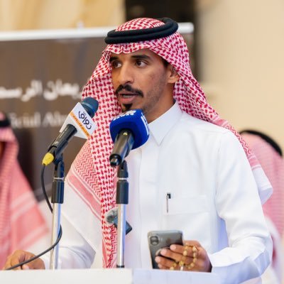 هاوي للشعر🤍
