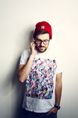 MusicIsOkai's profile picture. „What is Funk without Soul?“

http://t.co/hKZEq08FsQ
http://t.co/OylyEfOaZU