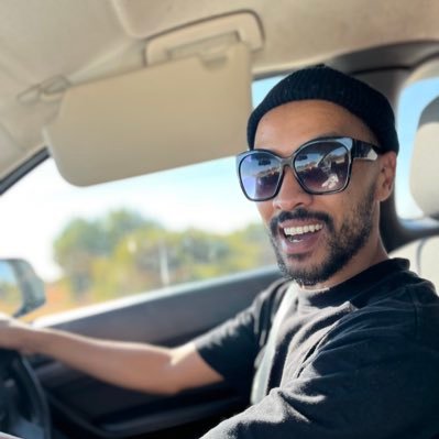 Lebo_444's profile picture. Pan-Africanist|| Post-modern age Hippie✌🏿