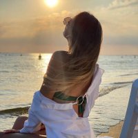 Anne (@quang500040) 's Twitter Profile