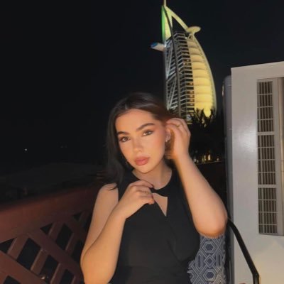 Hey I'm Emily, I'm a digital service provider and make all kind of streaming stuff, Website coding, animations and more if you need something then DM me.