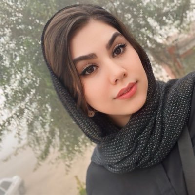pariizadee's profile picture. یورگون آما هَدَفلی و امیدوار