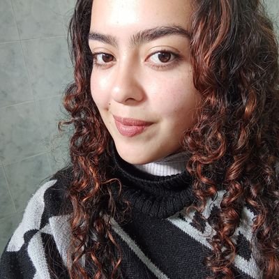 LuisaMotta16's profile picture. Bogotana | Abogada en proceso | Petlover y Karen de 3 Michis 🐾 | Miraísta @PartidoMIRA | Miembro de @IDMJIoficial | Art y Nature Admirer 🍃