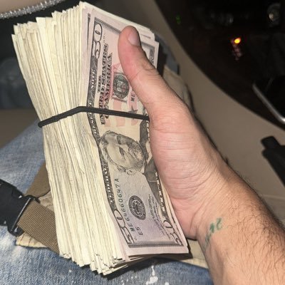 NSFW content 🎥 Anonymous Straight Male Adult Content Creator Putting Dick In Ya Girl💦❗️ #sneakylink #subscribe #onlyfans