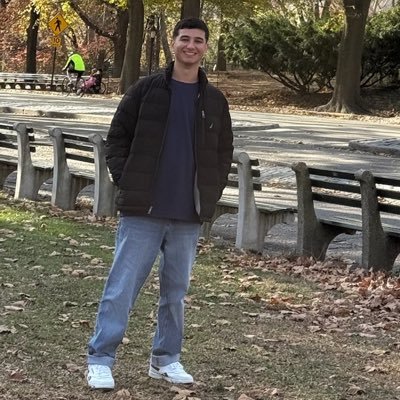 FL // PR // 22 // BS Biology // Guitarist