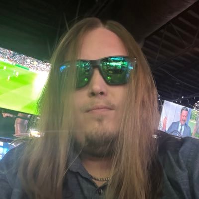 JustinLitteau's profile picture. Now this could only happen to a guy like me And only happen in a town like this So may I say to each of you most gratefully😗 this is My kind of town,Chicago is