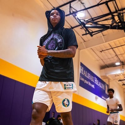 iamjonye's profile picture. Pg: 🏀 | “If you can dream it, you can do it.”| #LLAJ💜💛🕊️