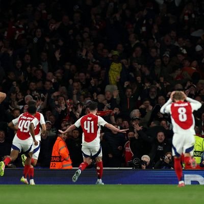 kygunnersfan's profile picture. I have three awesomely cute kids, I love sports, though most of my teams tick me off. Buccaneers, Arsenal, Reds, UC Bearcats.