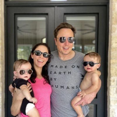 evelyn_liam0's profile picture. Mother and wife 🙂 working with Elon musk as personal Assistant @spacex @tesla