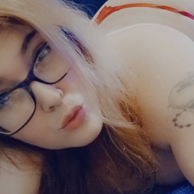 BrittSquirts25's profile picture. I’m A Seller Pics Vids Video Calls Sexting Etc