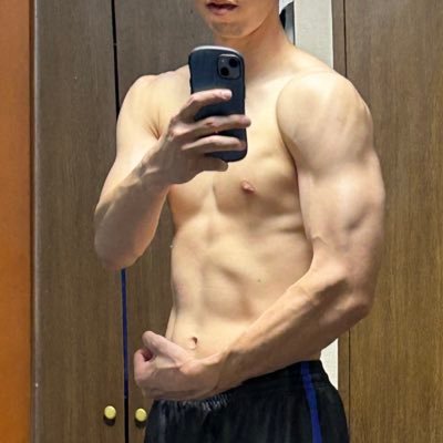 体育大卒→プロ3x3プレイヤーのリュウ🐉が ダイエット豆知識を呟きます🏀 ダイエットを行っている皆様にとって 有益な情報をお届けします! 詳しくはブログまで👇