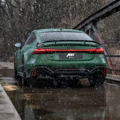 Lindokuhle10028's profile picture. Wanting to be someone else is a waste of who you are.