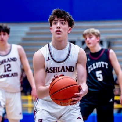 6’3 | 170 lbs. | Class of ‘27 PG | Ashland Blazer | Big Shots Elite | 4.0 GPA | elijahunc27@gmail.com |