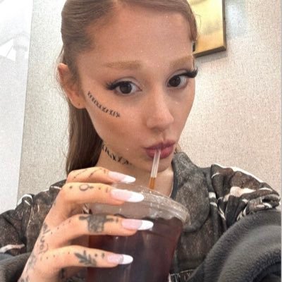 baby loves, i’m tryna talk to you ☼ ⋆。 fan account ˚⋆ฺ 𖦹 26