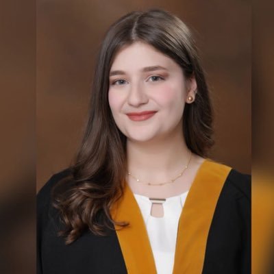 zainaajalil's profile picture. the MD version of Elle Woods🎀 long live Palestine