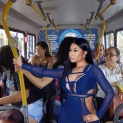 ddongenamuka's profile picture. 그니는 둘이야 하나가 될 수 없긔