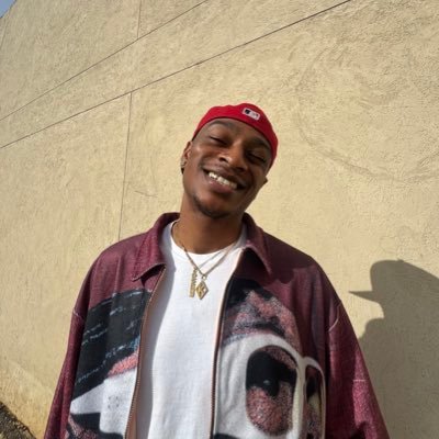 Jay 𦴠Profile
