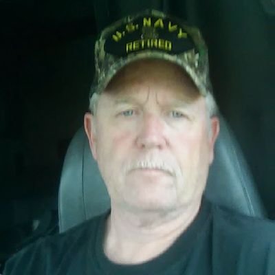 WSybrandt's profile picture. Trucker warren 18 wheels rollen daily supplys this great nation..Hempworx Affiliate CBD oil has it going on..