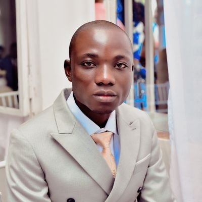 BaldoMwamba's profile picture. Full stack developer, Laravel Artisan